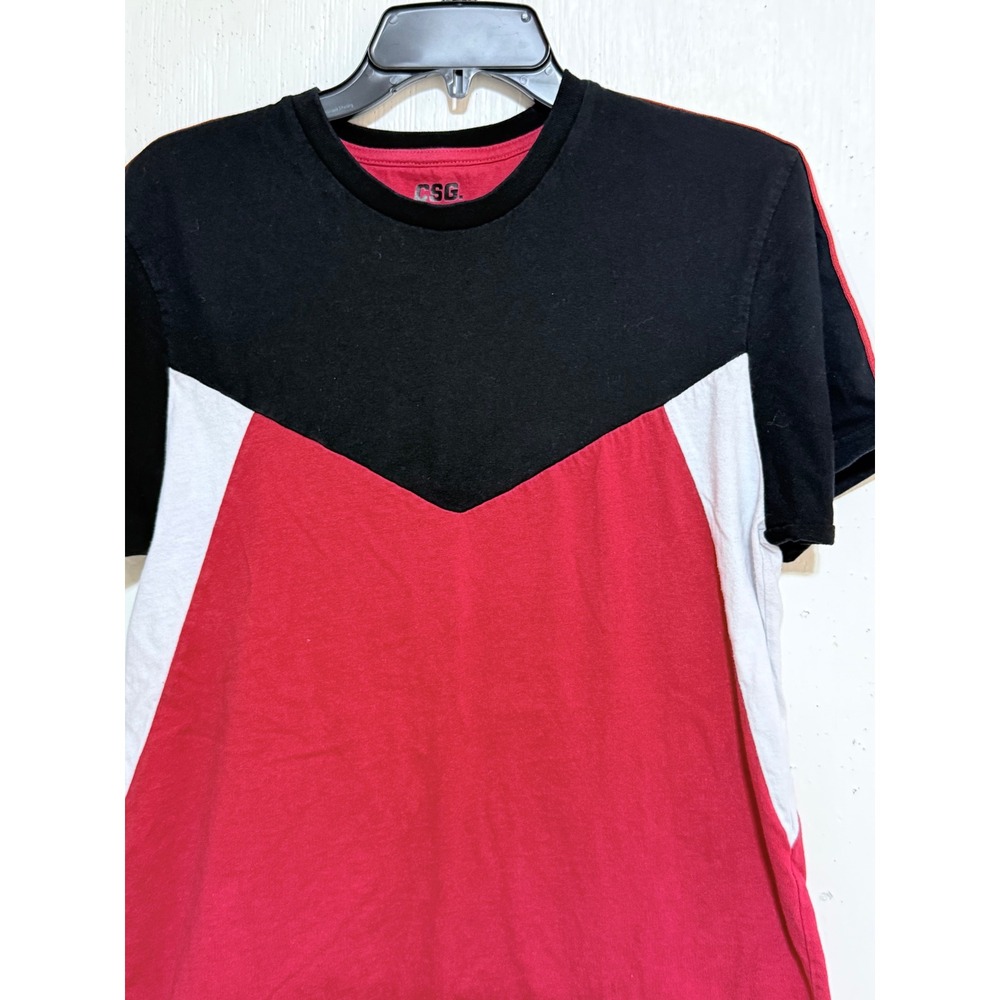 CSG Mens Colorblock Chevron T-Shirt Red Black White Striped Sleeve Size M